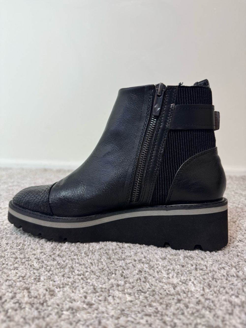 Donald J Pliner Tinsley Distressed Leather Wedge Bootie Black 7.5 Quiet Luxury - Picture 7 of 11